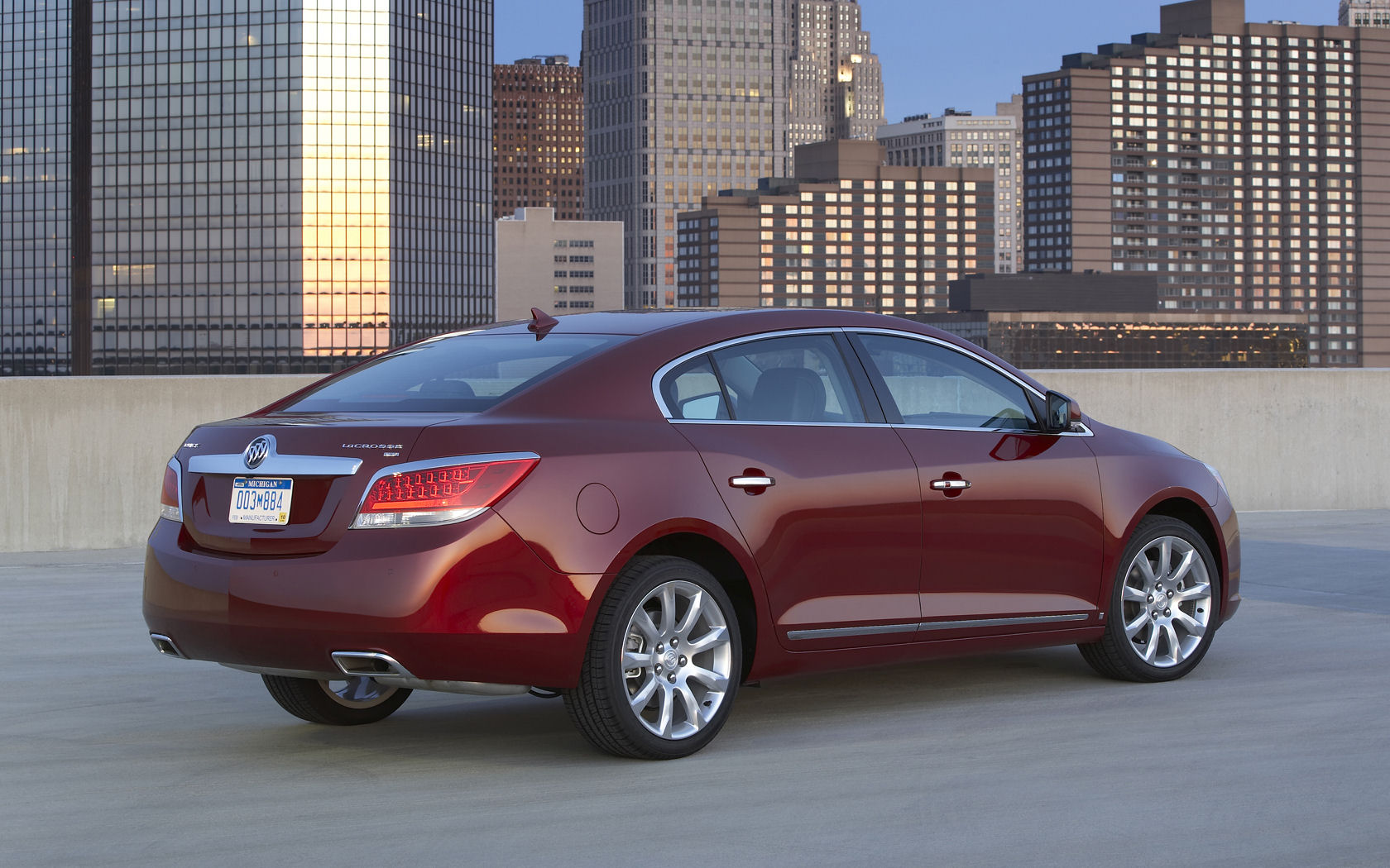 Buick LaCrosse Desktop Wallpaper