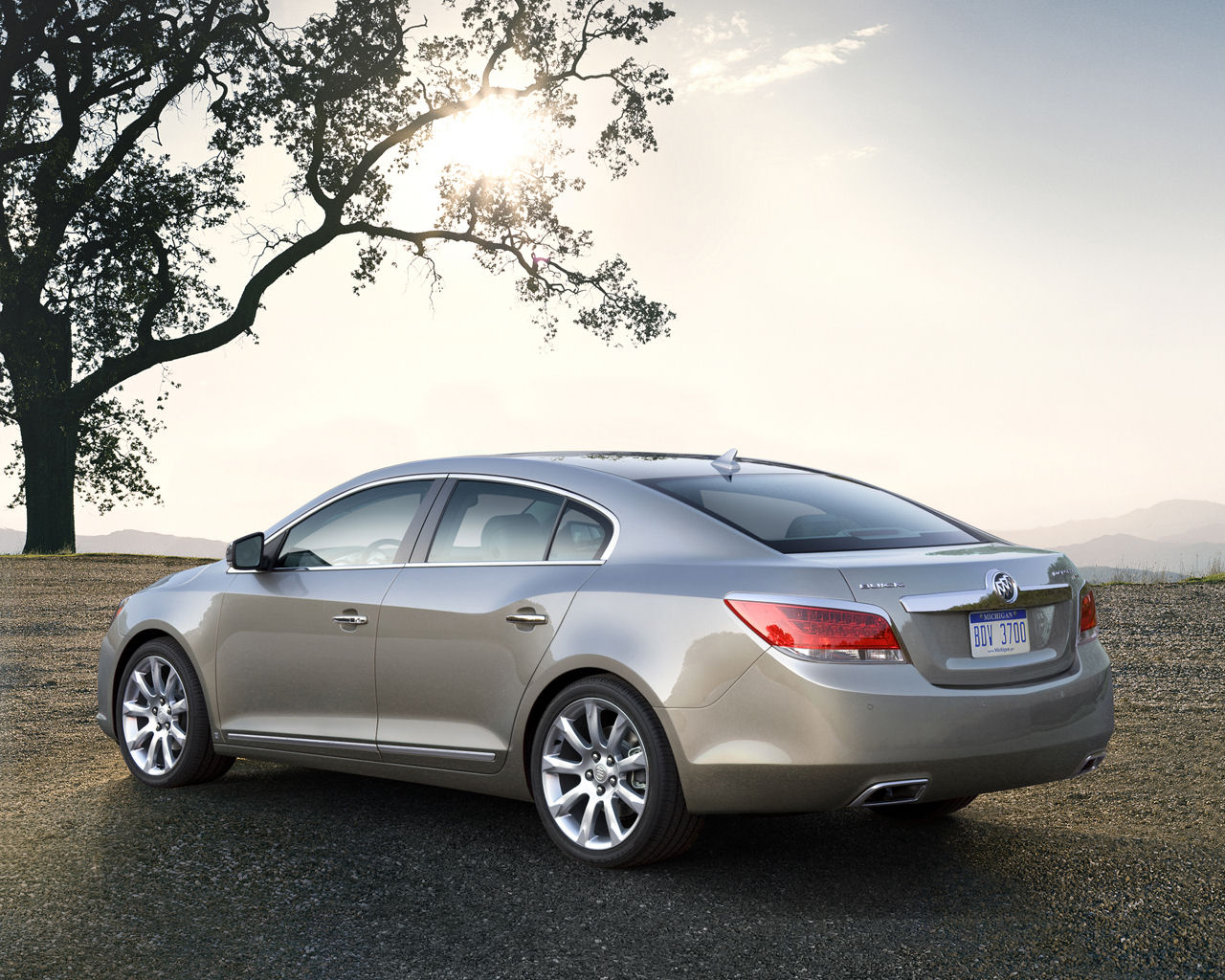 Buick LaCrosse Desktop Wallpaper