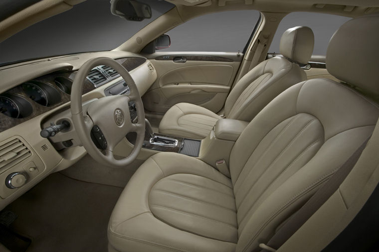 2008 Buick Lucerne Front Seats Picture