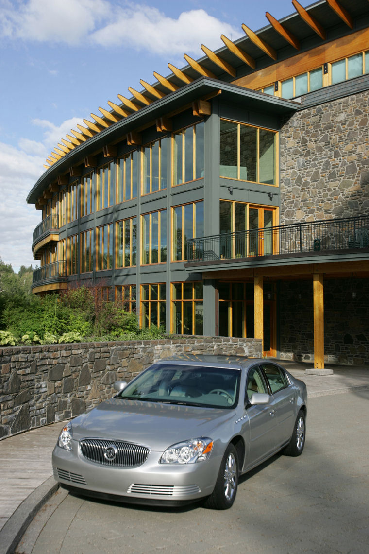 2008 Buick Lucerne CXL Picture