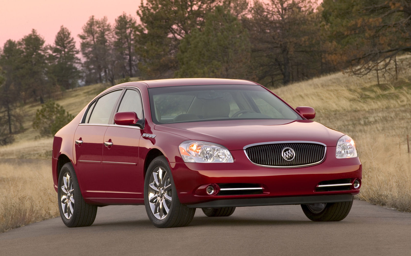 Buick Lucerne Desktop Wallpaper