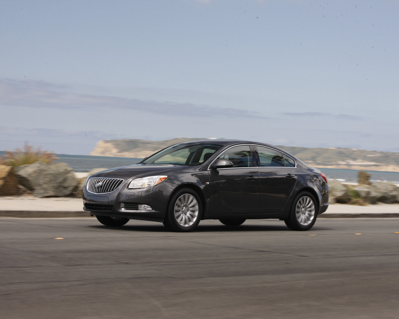 Buick Regal Desktop Wallpaper