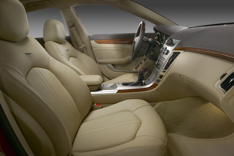 2008 Cadillac CTS Front Seats Picture