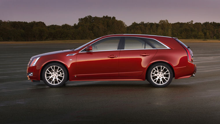 2011 Cadillac CTS Sport Wagon Picture