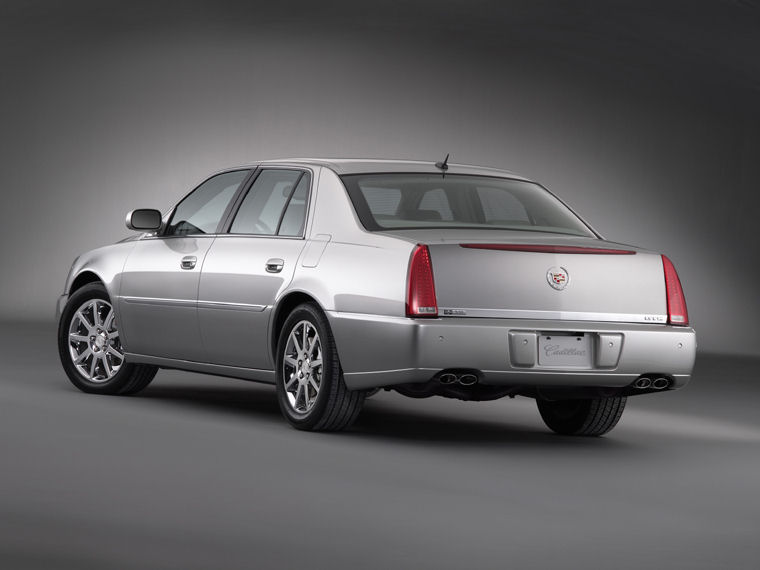 2008 Cadillac DTS Picture