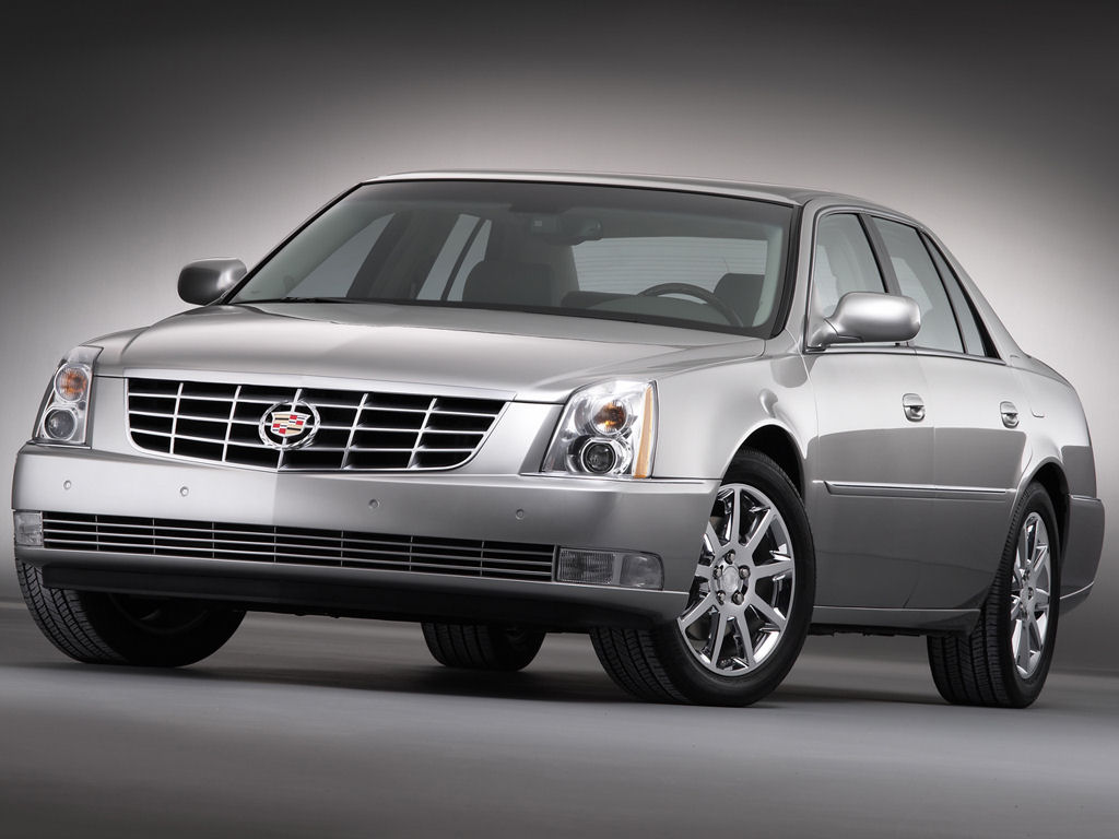 Cadillac DTS Desktop Wallpaper