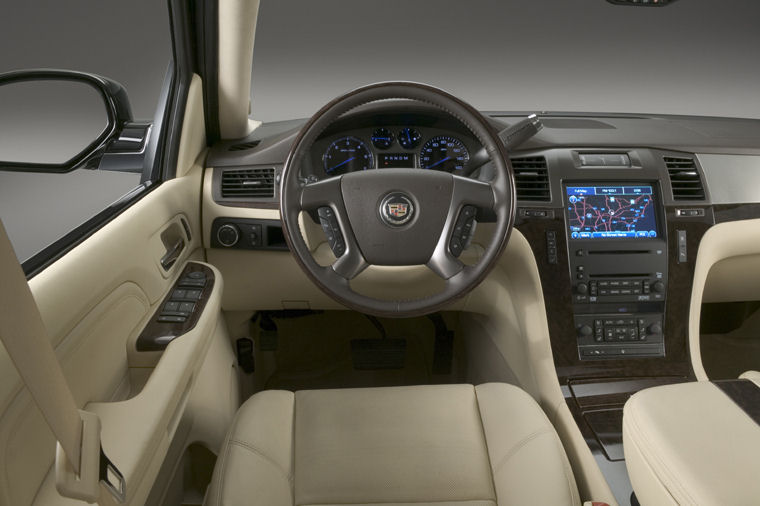 2008 Cadillac Escalade Cockpit Picture