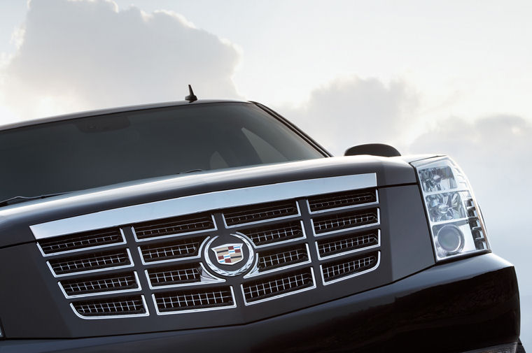 2009 Cadillac Escalade Grille Picture