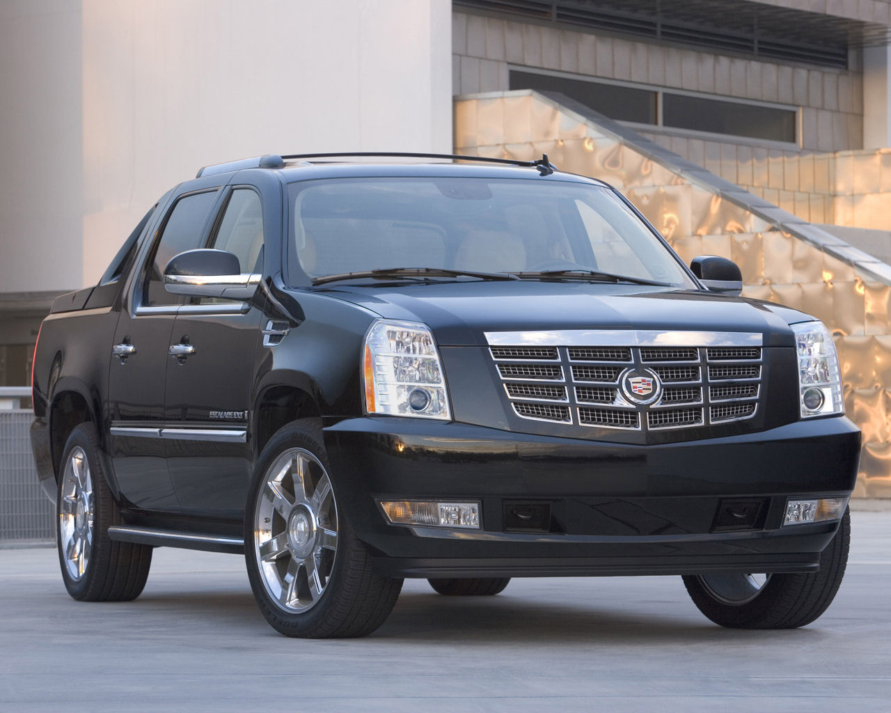 Cadillac Escalade Desktop Wallpaper