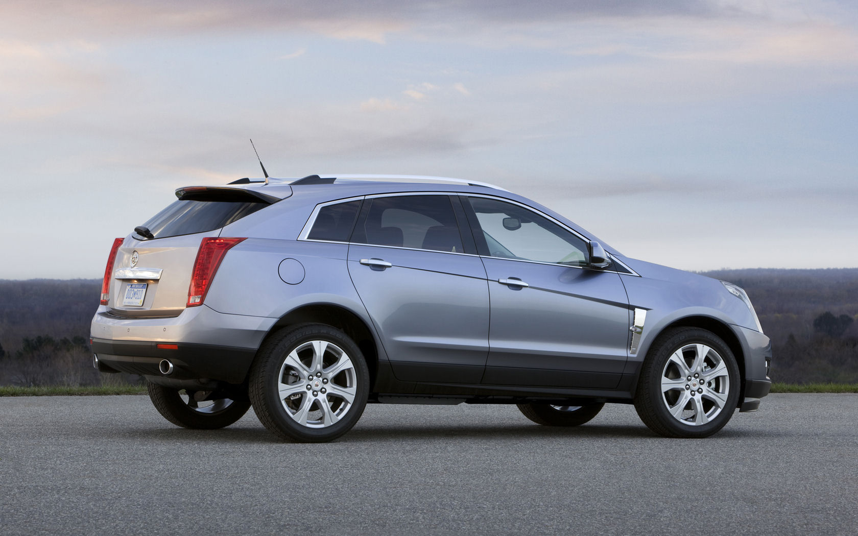 Cadillac SRX Desktop Wallpaper