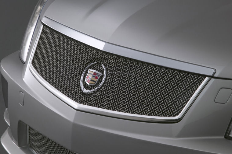 2009 Cadillac STS-V Grille Picture