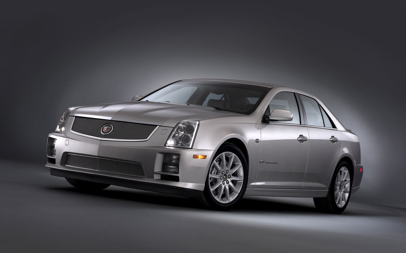 Cadillac STS Desktop Wallpaper