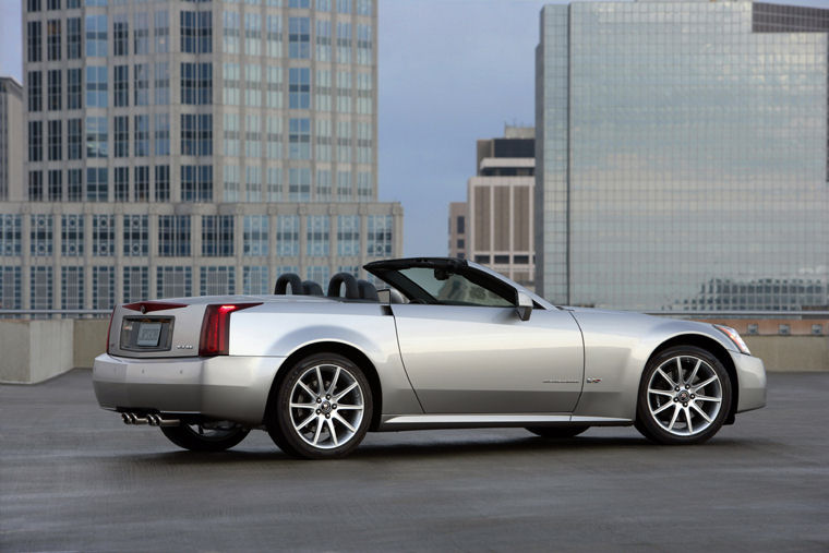 2008 Cadillac XLR-V Picture