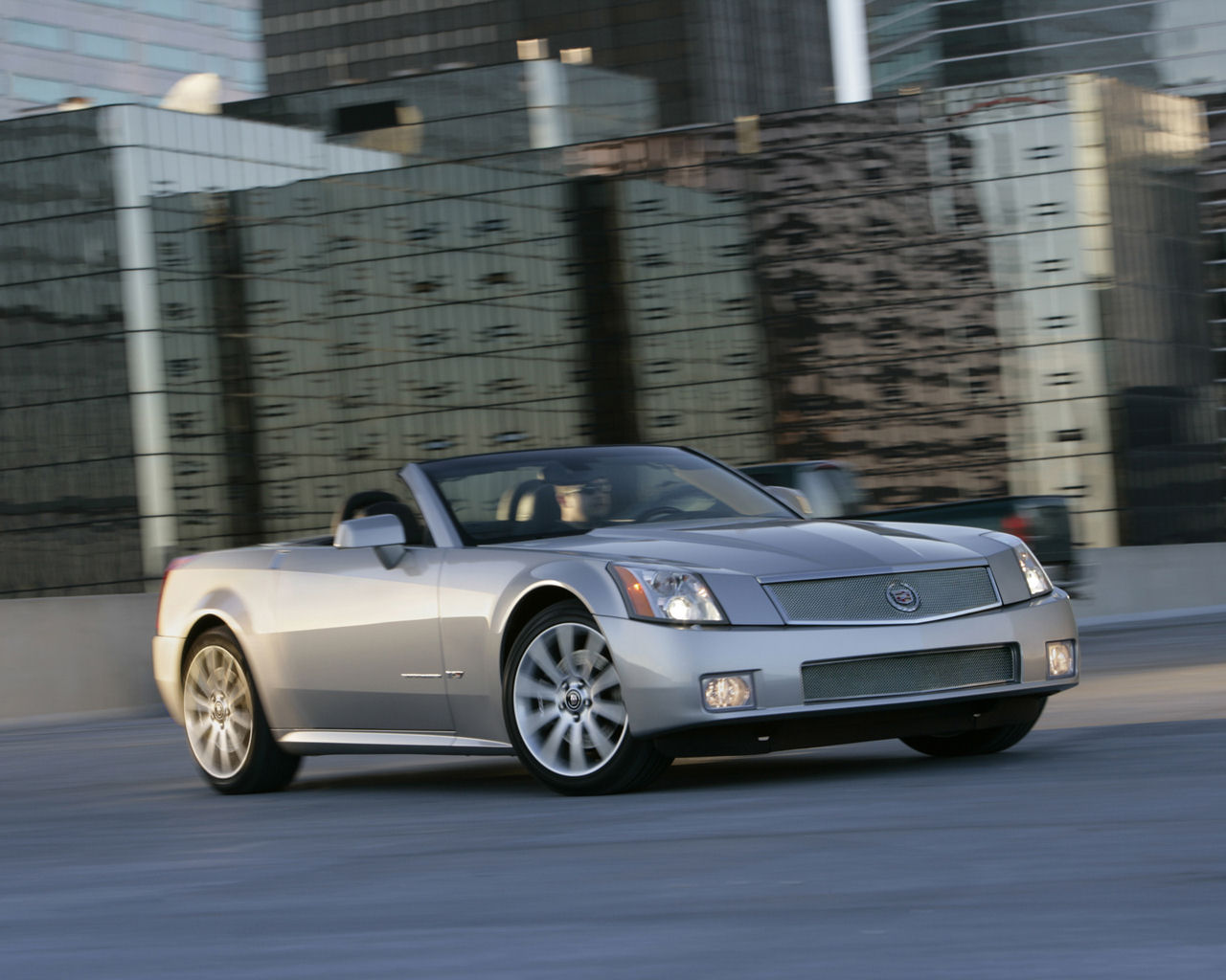 Cadillac XLR Desktop Wallpaper