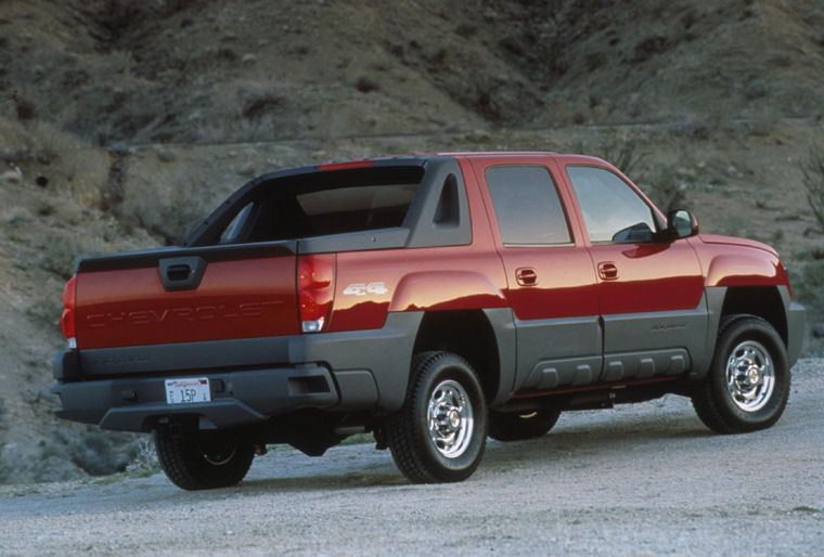 2004 Chevrolet Avalanche Z71 Picture