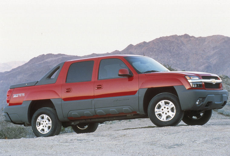 2004 Chevrolet Avalanche Z71 Picture