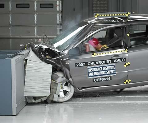 2008 Chevrolet Aveo IIHS Frontal Impact Crash Test Picture