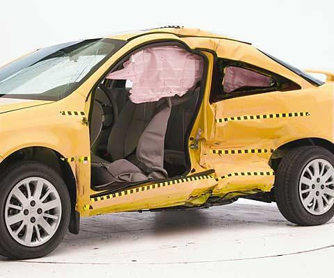 2009 Chevrolet Cobalt IIHS Side Impact Crash Test Picture