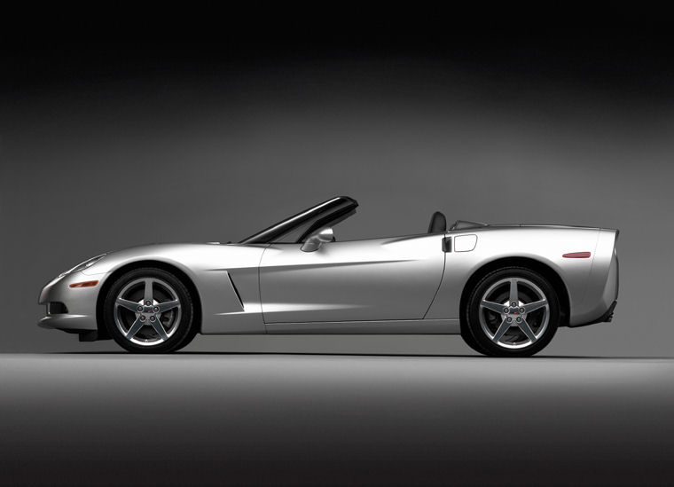 2005 Chevrolet Corvette Convertible Picture