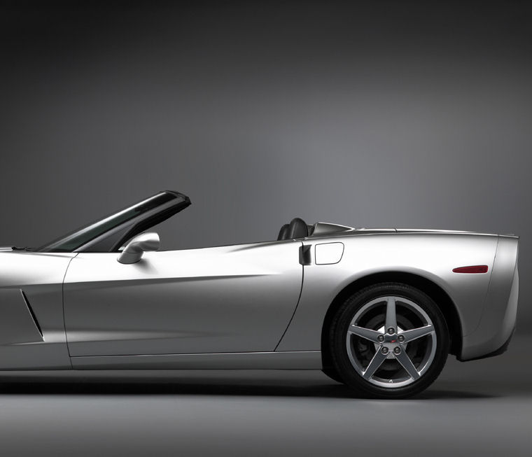 2005 Chevrolet Corvette Convertible Picture