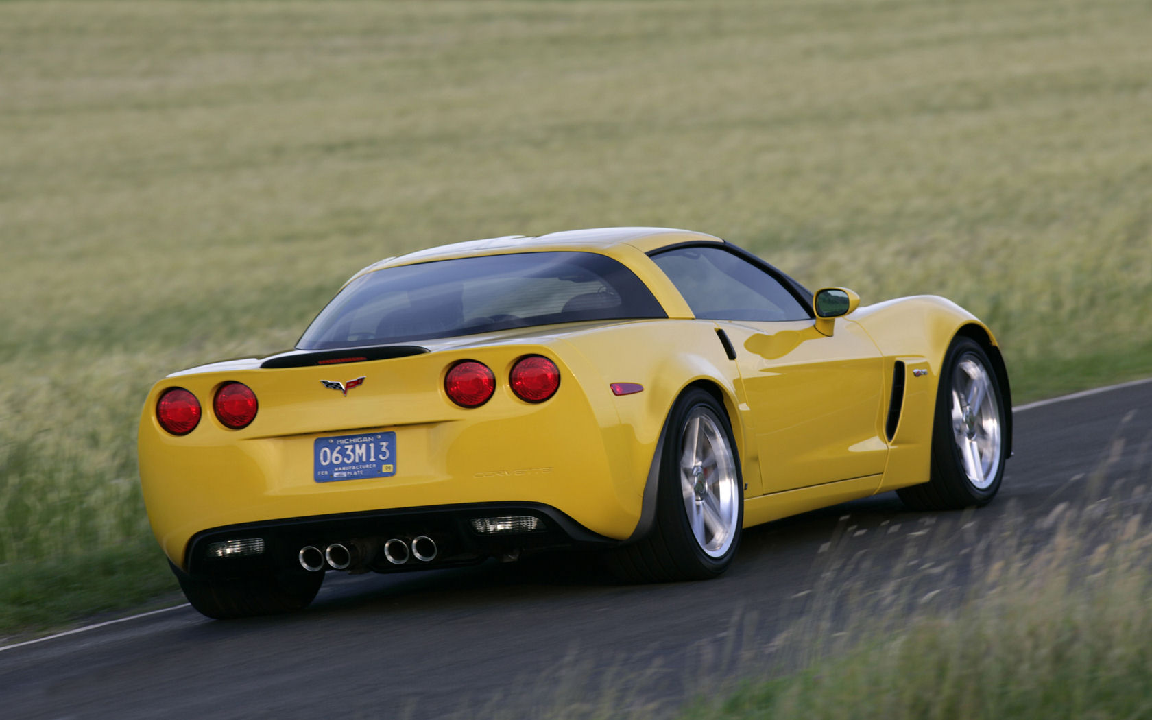 Chevrolet Corvette Desktop Wallpaper