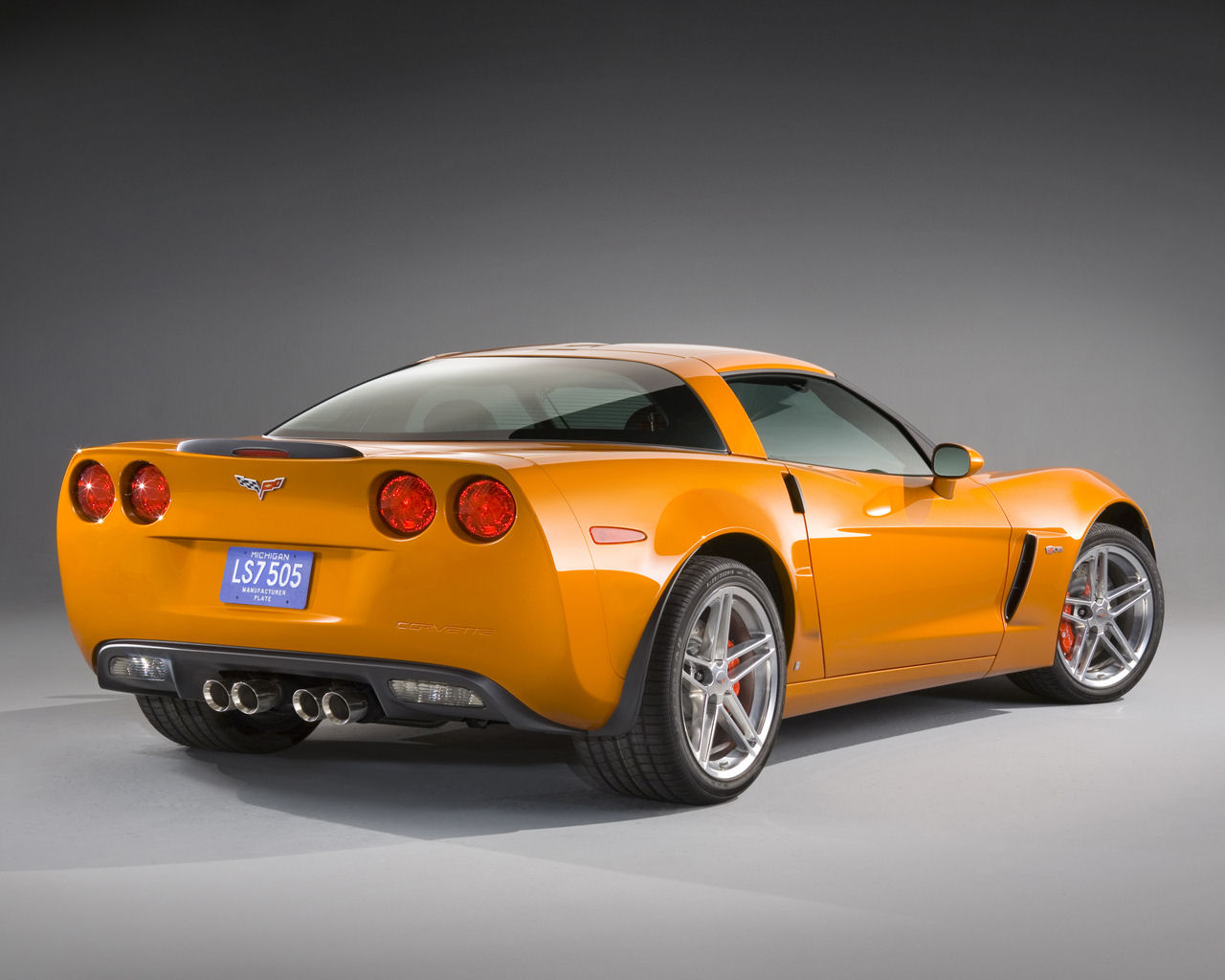 Chevrolet Corvette Desktop Wallpaper