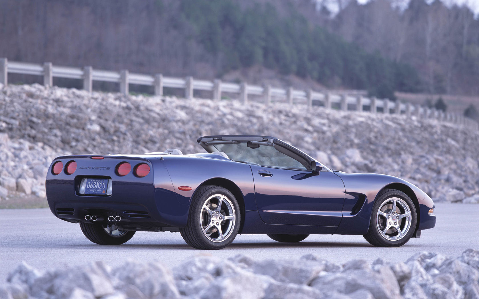 Chevrolet Corvette Desktop Wallpaper