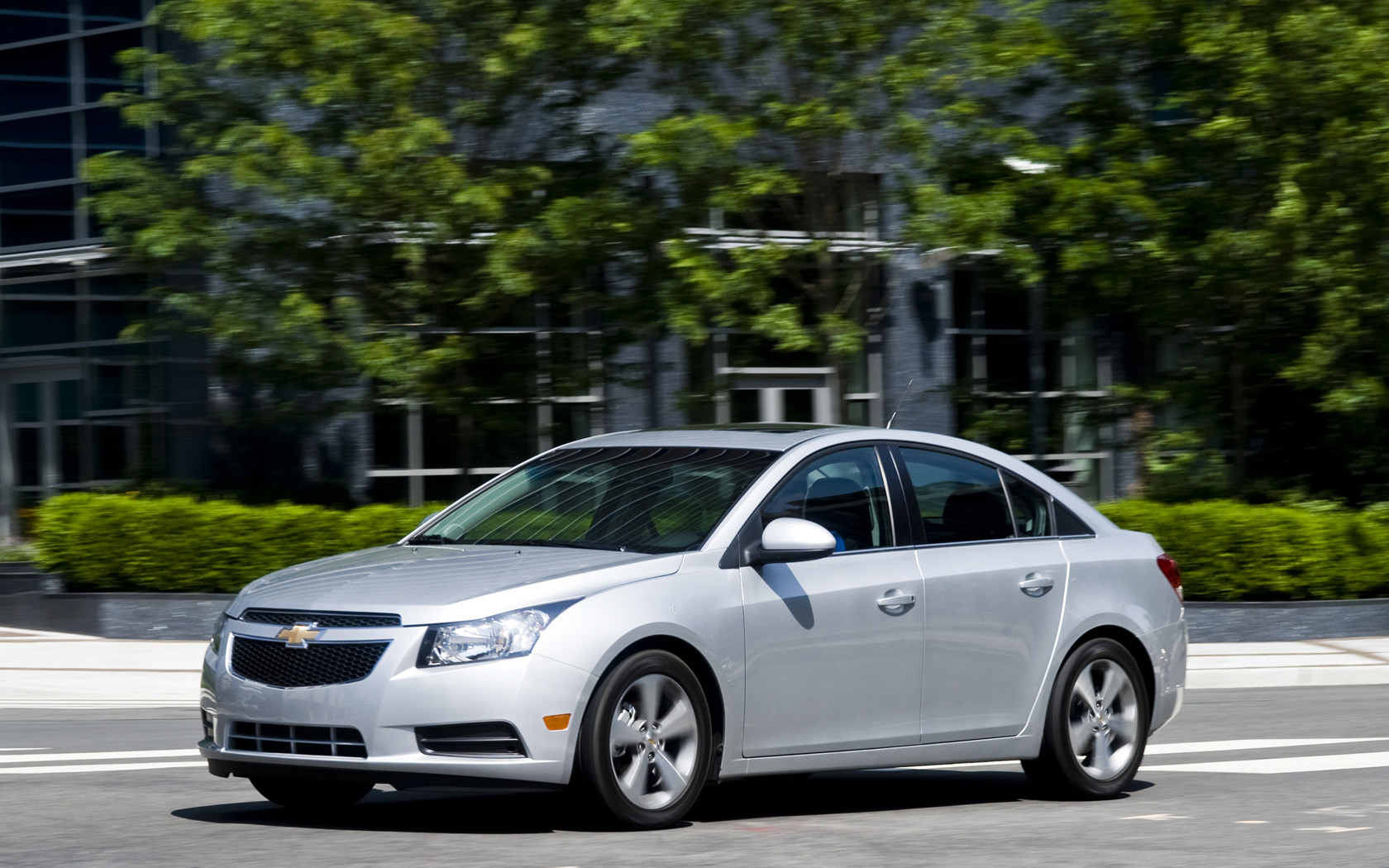 Chevrolet Cruze Desktop Wallpaper