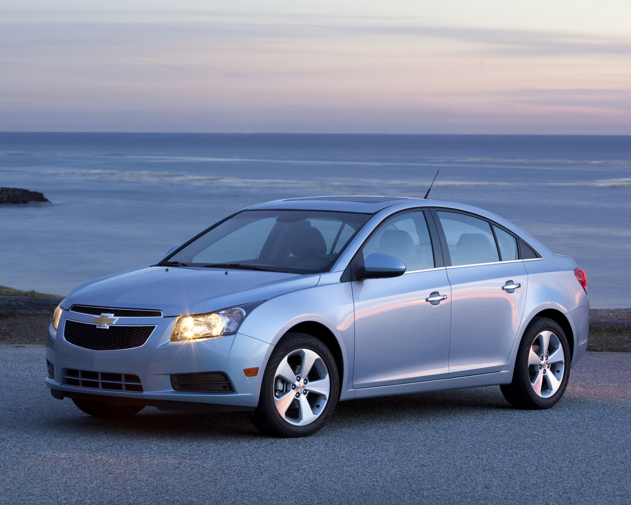 Chevrolet Cruze Desktop Wallpaper