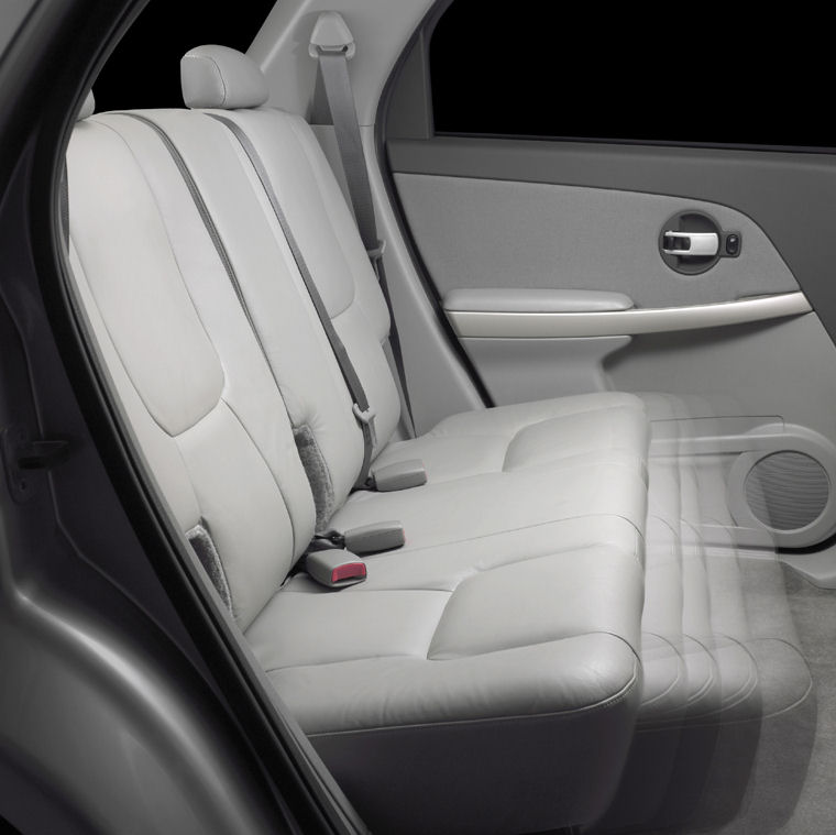 2006 Chevrolet Equinox Rear Seats Picture