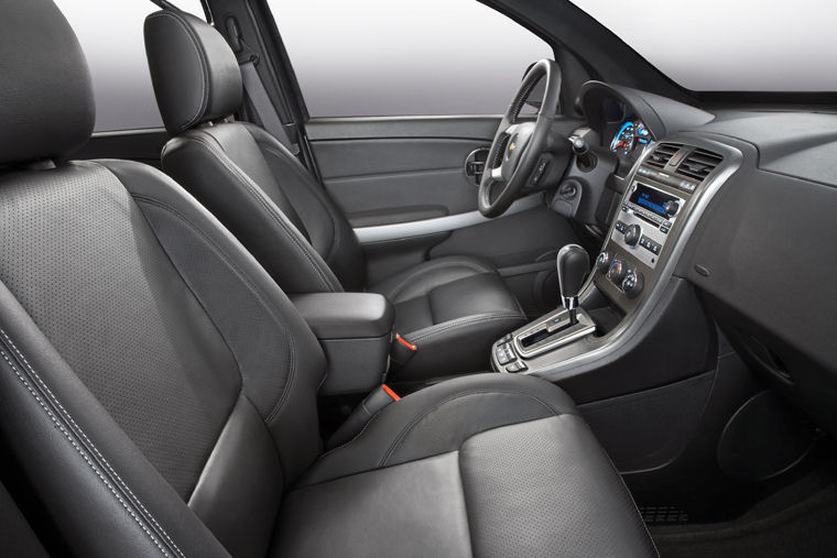 2008 Chevrolet Equinox Sport Front Seats Picture