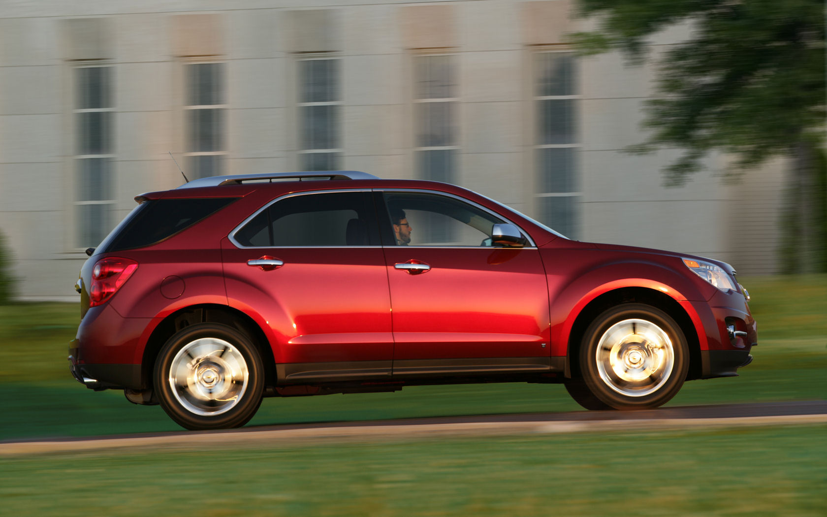 Chevrolet Equinox Desktop Wallpaper