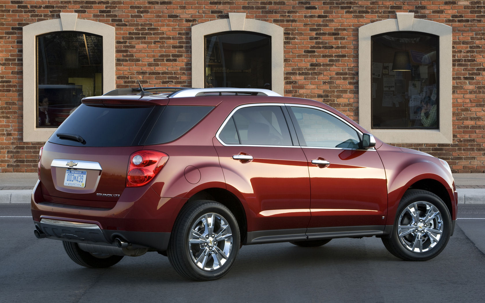 Chevrolet Equinox Desktop Wallpaper