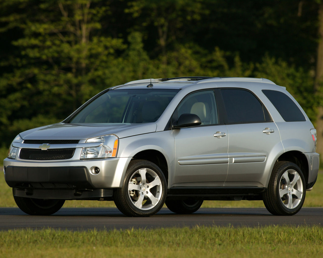 Chevrolet Equinox Desktop Wallpaper