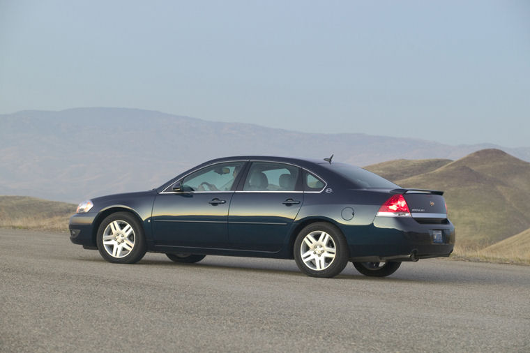 2009 Chevrolet Impala LTZ Picture