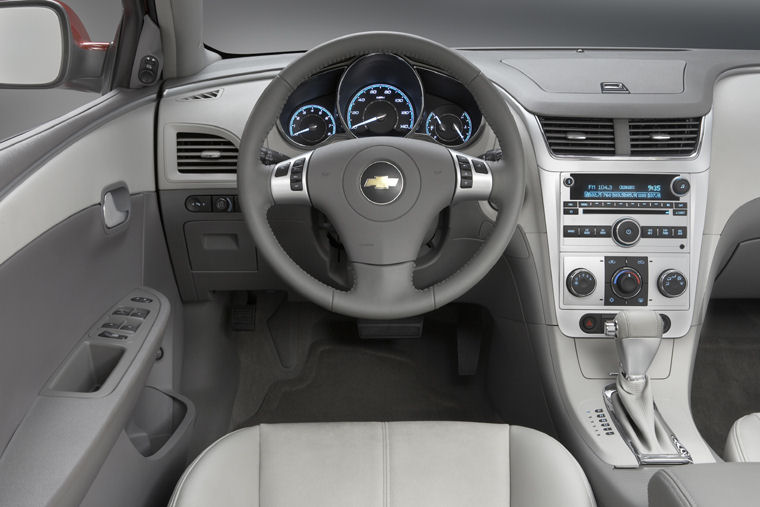 2008 Chevrolet (Chevy) Malibu Hybrid Cockpit Picture