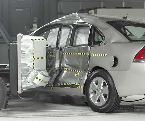 2008 Chevrolet Malibu IIHS Side Impact Crash Test Picture