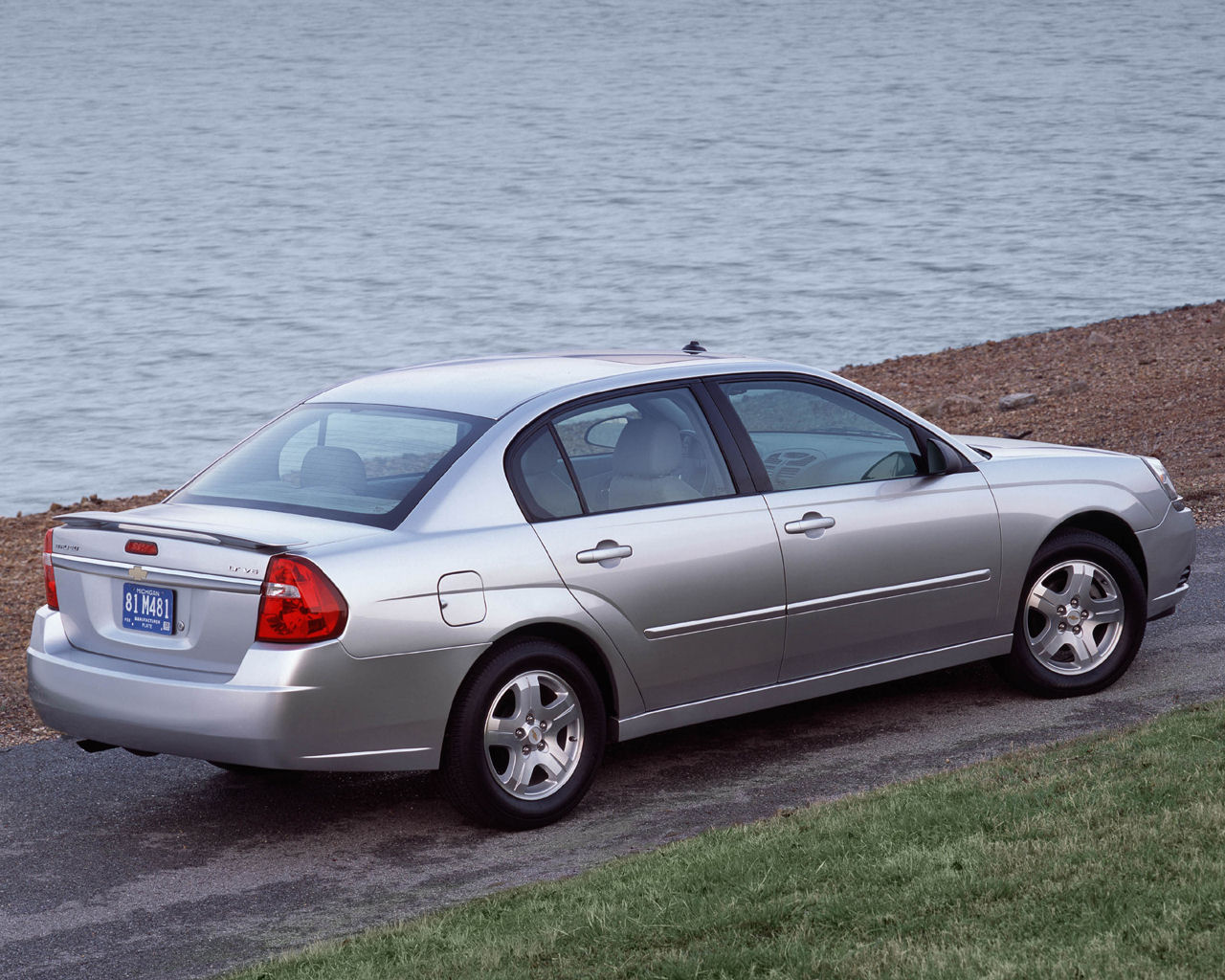 Chevrolet Malibu Desktop Wallpaper