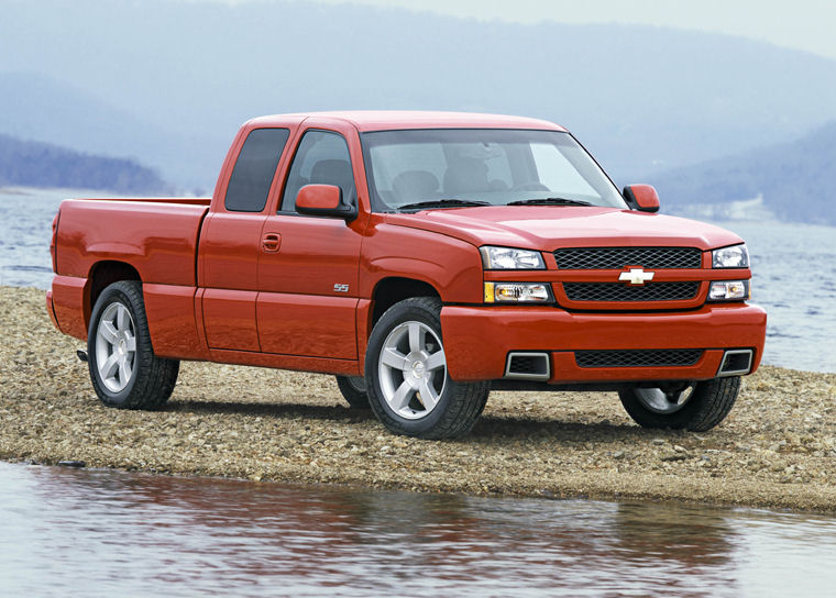 2004 Chevrolet Silverado 1500 SS - Picture / Pic / Image