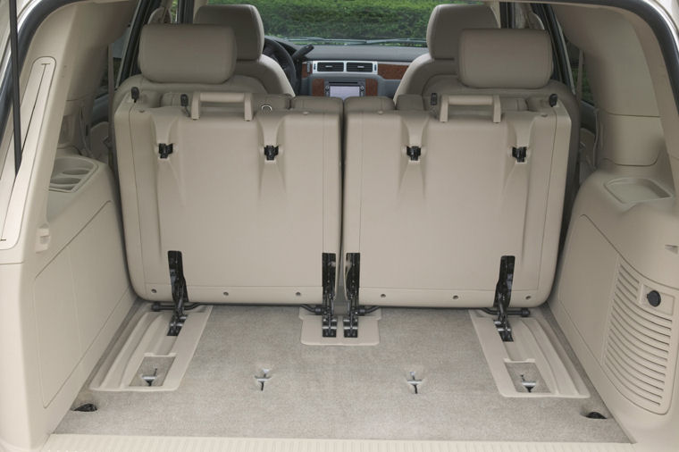 2009 Chevrolet Tahoe LTZ Trunk Picture