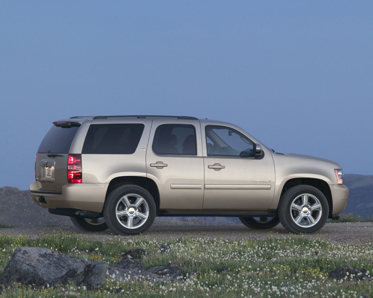 Chevrolet Tahoe Desktop Wallpaper