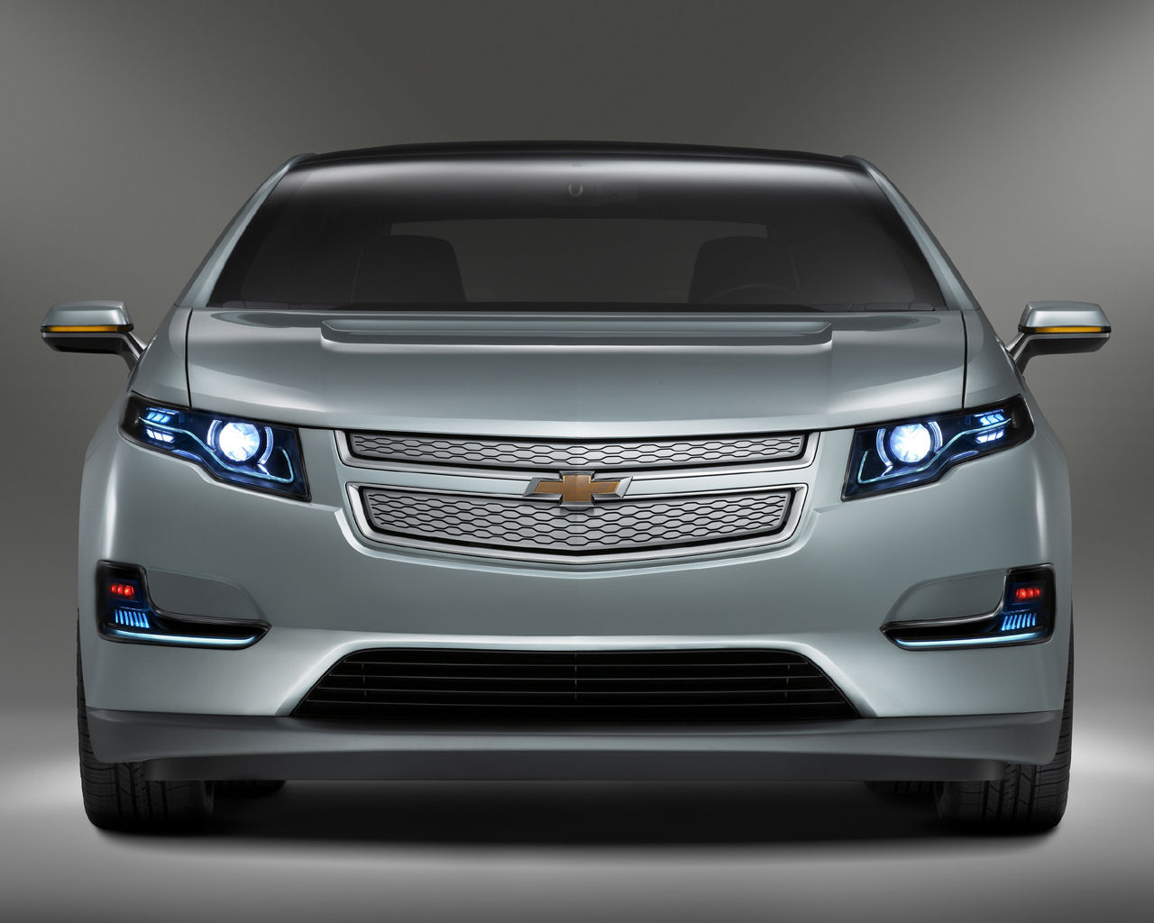 Chevrolet Volt Desktop Wallpaper