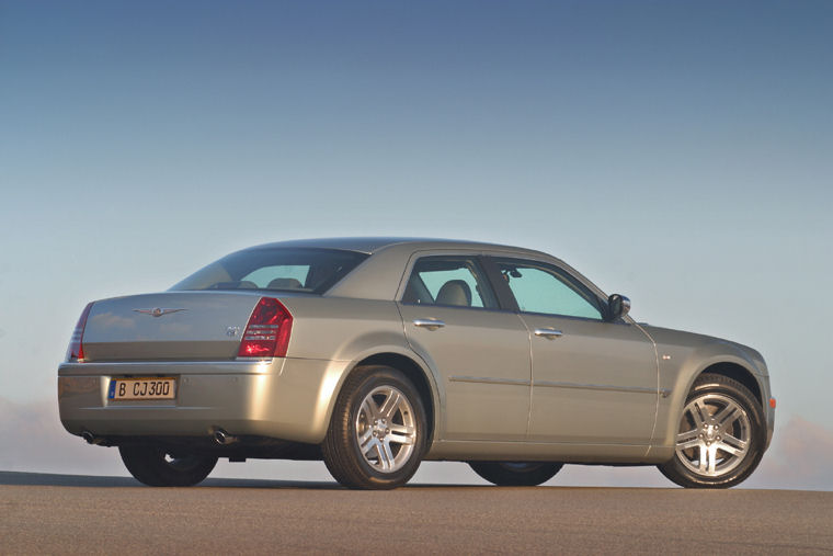 2005 Chrysler 300C Picture