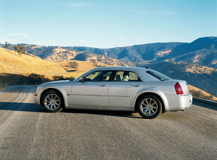 2009 Chrysler 300C Picture