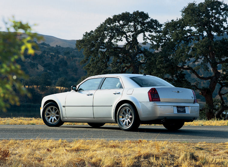 2009 Chrysler 300C Picture