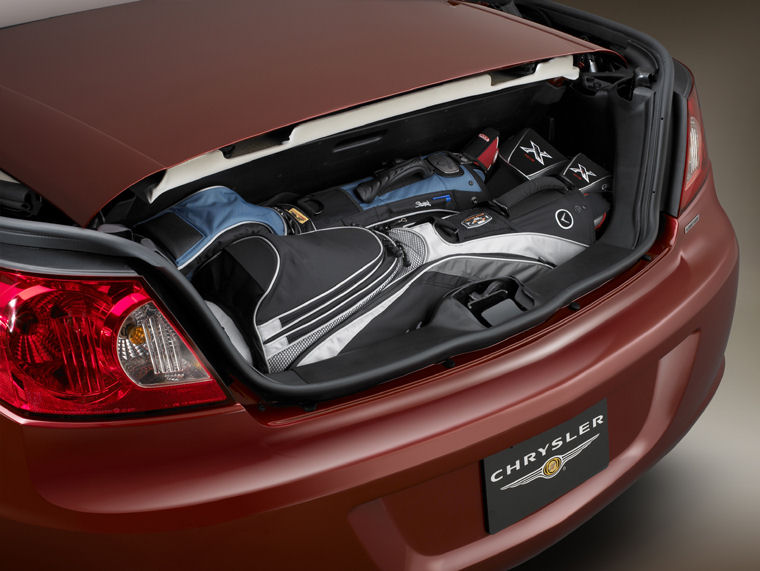 2009 Chrysler Sebring Limited Convertible Trunk Picture