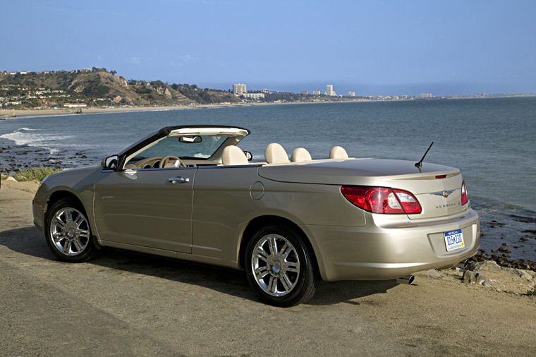 2009 Chrysler Sebring Limited Convertible Picture