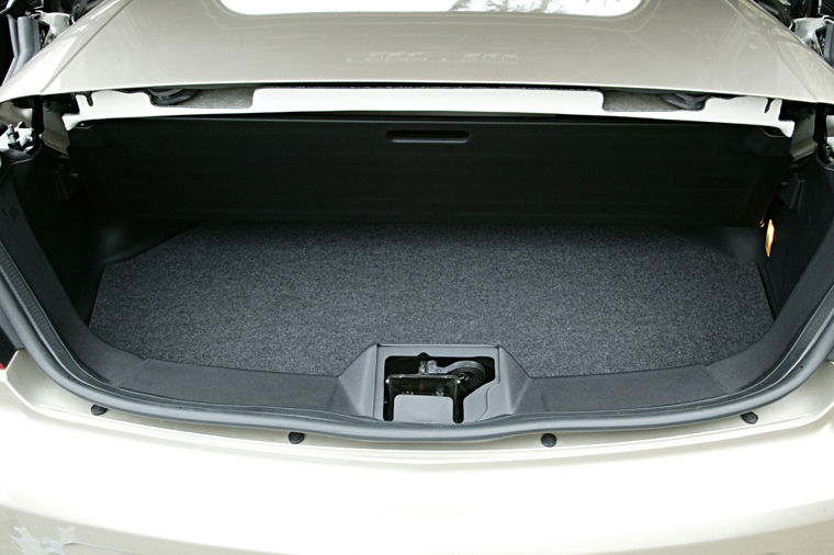 2009 Chrysler Sebring Limited Convertible Trunk Picture