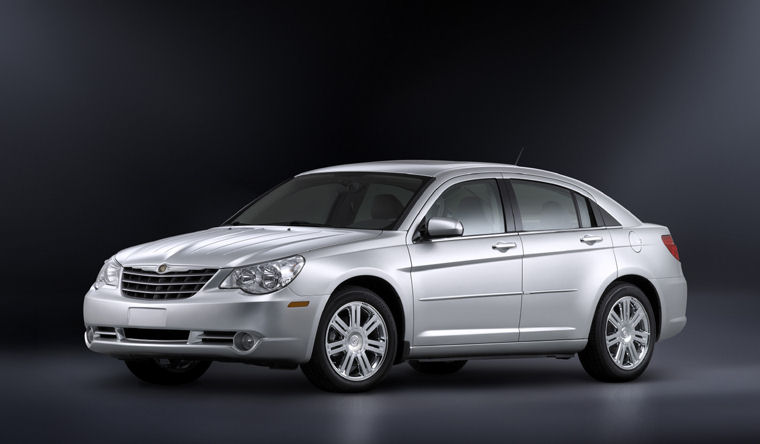 2010 Chrysler Sebring Limited Sedan Picture