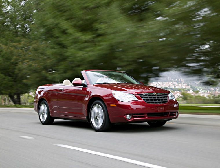 2010 Chrysler Sebring Limited Convertible Picture